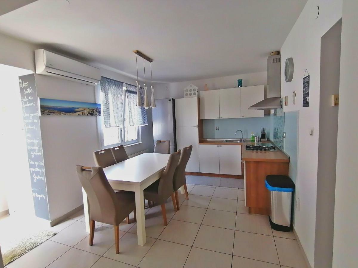 Apartments Bernarda, Jezera Kültér fotó